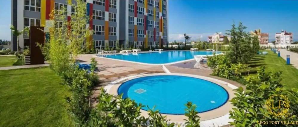 Close Airport,Mall Of Antalya Shopping Center,Tram Station Esterno foto